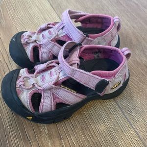 Keen toddler size US 10 pink sandal shoes